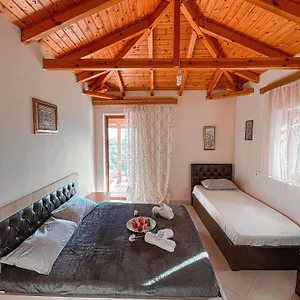  Appartamento Farmhouse Qeparo
