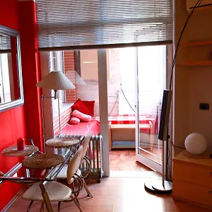 cherry-apartment.hotels-in-tirana.com/
